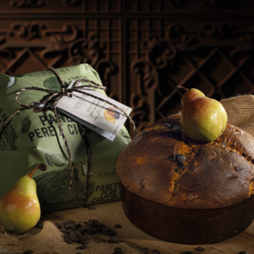 Panettone Pears & Chocolate Rustico hand wrapped (1kg). Available End November 2025